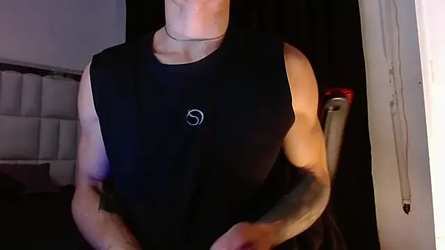 Snapshot of AlbertBernal69 chatting on July 10, 2026, 2:33 am AlbertBernal69 online show from July 10, 2026, 2:33 am