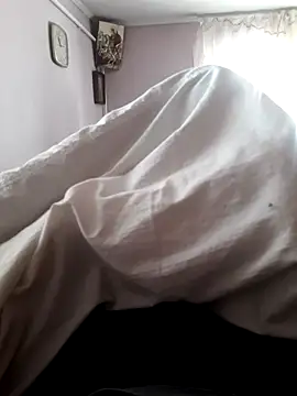 Snapshot of mihaixxx1 chatting on February 1, 2026, 8:56 am mihaixxx1 online show from February 1, 2026, 8:56 am