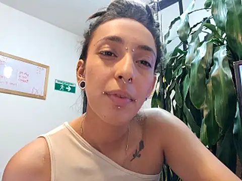 Snapshot of ORIANNA_BODMOD chatting on May 9, 2026, 4:49 am ORIANNA BODMOD online show from May 9, 2026, 4:49 am