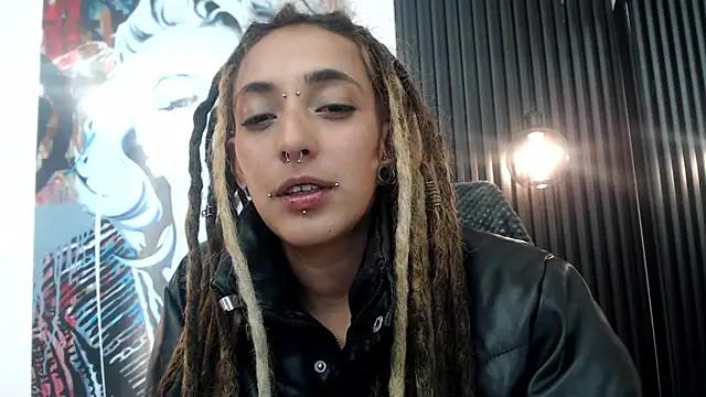 Snapshot of ORIANNA_BODMOD chatting on June 5, 2026, 5:45 am ORIANNA BODMOD online show from June 5, 2026, 5:45 am