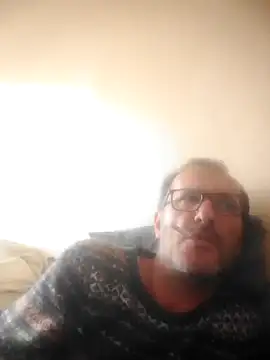 Snapshot of bestofyalcinturkey chatting on January 26, 2025, 2:30 pm bestofyalcinturkey online show from January 26, 2025, 2:30 pm