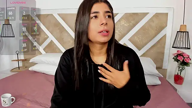 ZiaCalifa online show from March 21, 2026, 1:15 pm