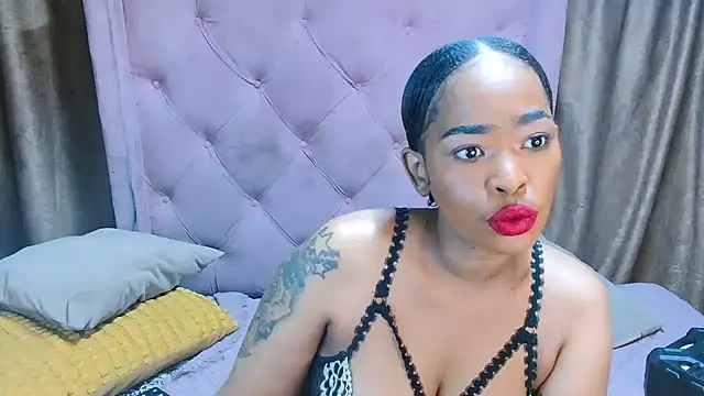 AFRICANGODDESSXXX online show from February 10, 2026, 3:05 am
