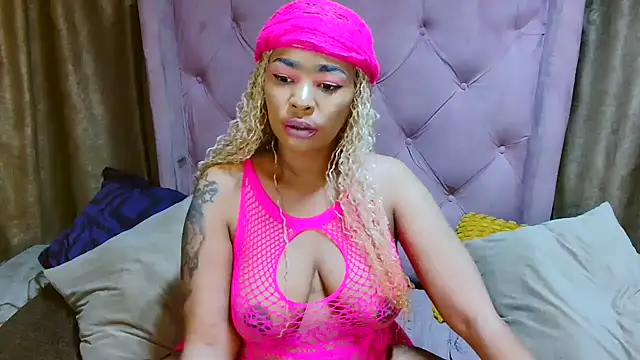 AFRICANGODDESSXXX online show from October 16, 2025, 1:58 am
