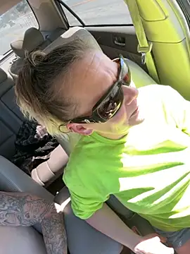 SummerBlueMoon online show from February 28, 2026, 9:36 pm