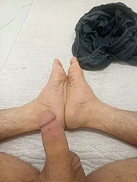 Snapshot of Hardapple01 chatting on September 27, 2025, 4:18 am Hardapple01 online show from September 27, 2025, 4:18 am