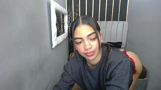 Snapshot of keizy__conte chatting on December 17, 2024, 4:53 pm keizy conte online show from December 17, 2024, 4:53 pm