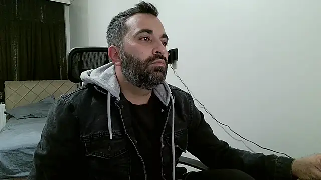 tgltplsr online show from December 18, 2025, 11:41 pm