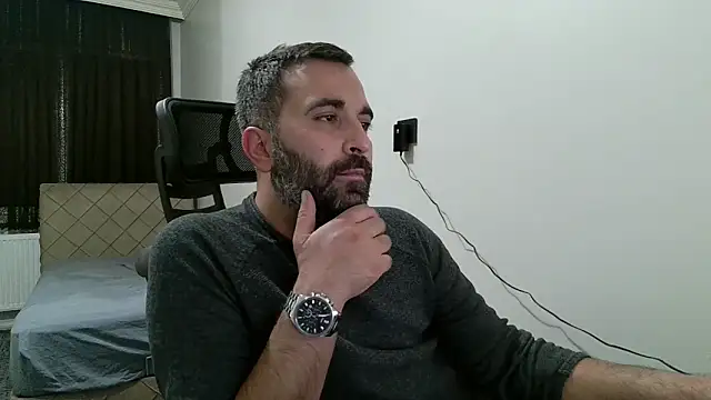 Snapshot of tgltplsr chatting on December 15, 2025, 10:04 pm tgltplsr online show from December 15, 2025, 10:04 pm