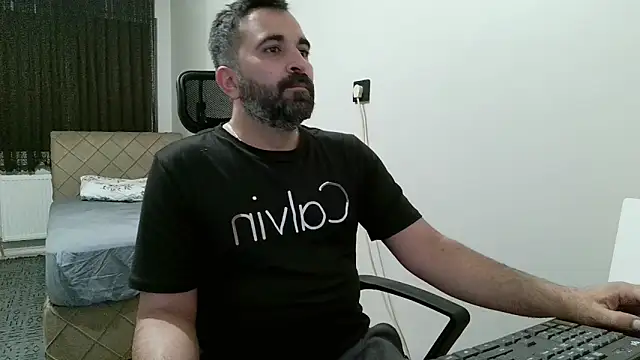 tgltplsr online show from February 15, 2026, 1:06 am