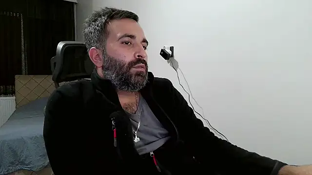 Snapshot of tgltplsr chatting on October 4, 2025, 7:26 pm tgltplsr online show from October 4, 2025, 7:26 pm