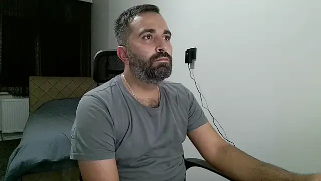 Snapshot of tgltplsr chatting on October 10, 2025, 9:48 pm tgltplsr online show from October 10, 2025, 9:48 pm