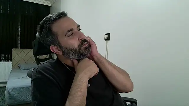 tgltplsr online show from April 7, 2026, 10:00 pm