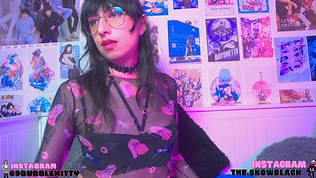 Snapshot of snowblack_ chatting on March 21, 2025, 2:07 pm snowblack online show from March 21, 2025, 2:07 pm