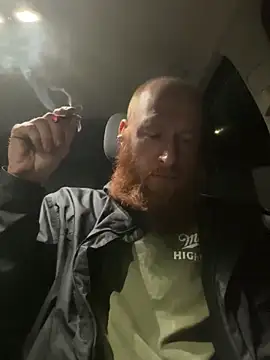 Snapshot of Ginger_Tim chatting on April 16, 2026, 6:14 am Ginger Tim online show from April 16, 2026, 6:14 am