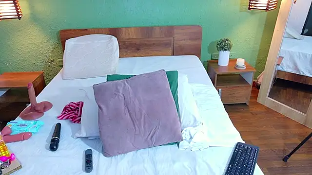 dannaahbrown online show from March 6, 2026, 1:28 pm