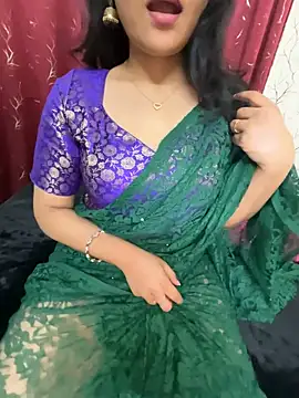 Snapshot of LuscousPussy chatting on March 7, 2025, 10:35 am LuscousPussy online show from March 7, 2025, 10:35 am