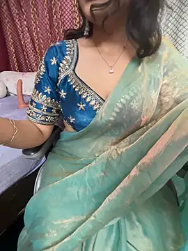 Snapshot of LuscousPussy chatting on November 11, 2025, 6:36 pm LuscousPussy online show from November 11, 2025, 6:36 pm