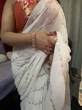 Snapshot of LuscousPussy chatting on November 4, 2025, 7:50 pm LuscousPussy online show from November 4, 2025, 7:50 pm