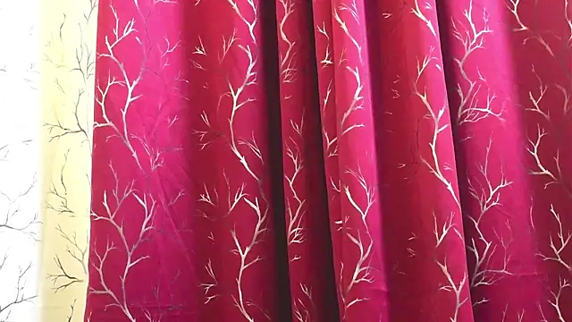 Snapshot of LuscousPussy chatting on March 17, 2025, 7:46 am LuscousPussy online show from March 17, 2025, 7:46 am