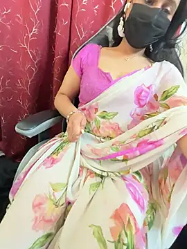 Snapshot of LuscousPussy chatting on March 17, 2025, 6:21 pm LuscousPussy online show from March 17, 2025, 6:21 pm