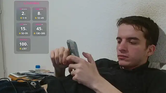 Snapshot of Tombgy07 chatting on April 24, 2026, 7:49 pm Tombgy07 online show from April 24, 2026, 7:49 pm
