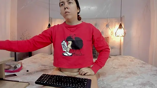 SakuraLee  online show from February 13, 2026, 1:11 pm