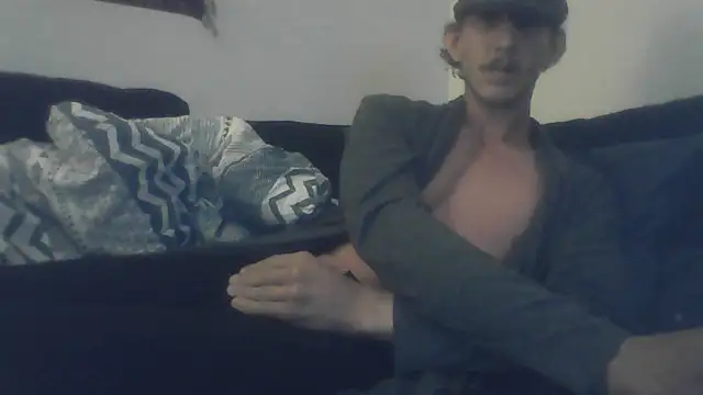 Snapshot of Dukeofmelrose421 chatting on June 22, 2026, 2:39 am Dukeofmelrose421 online show from June 22, 2026, 2:39 am