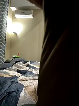 Snapshot of LybovNTV chatting on November 17, 2025, 2:04 am LybovNTV online show from November 17, 2025, 2:04 am