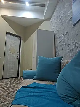 Snapshot of LybovNTV chatting on November 15, 2025, 12:36 am LybovNTV online show from November 15, 2025, 12:36 am