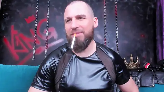 Snapshot of ArmandoSteel4u chatting on November 28, 2025, 11:05 pm ArmandoSteel4u online show from November 28, 2025, 11:05 pm