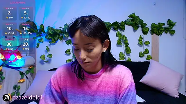 tati cardenas online show from November 4, 2025, 5:33 am