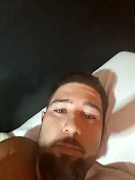 juuuaniii online show from April 20, 2026, 10:22 pm