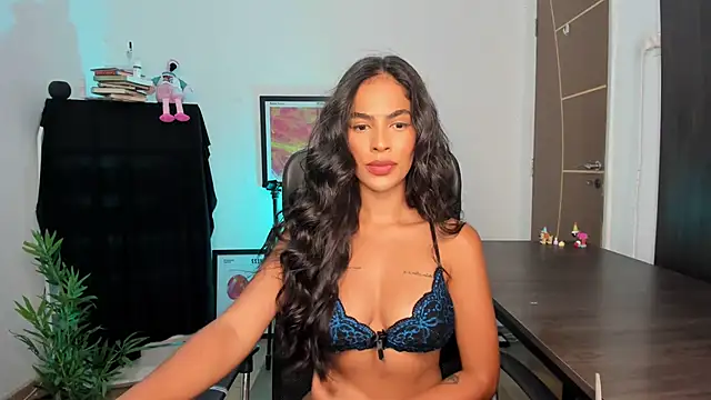 camille-rose online show from April 3, 2026, 8:26 pm