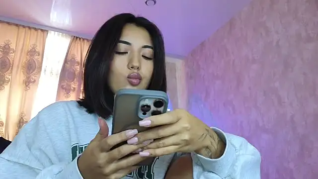 Snapshot of lily__foster chatting on January 12, 2026, 8:54 am lily foster online show from January 12, 2026, 8:54 am