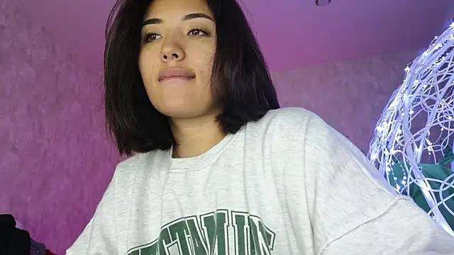 Snapshot of lily__foster chatting on December 21, 2025, 6:26 am lily foster online show from December 21, 2025, 6:26 am