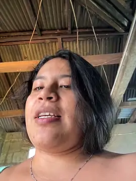 moncerrat luna online show from January 30, 2025, 7:15 pm