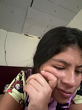 Snapshot of moncerrat_luna chatting on July 15, 2026, 9:22 pm moncerrat luna online show from July 15, 2026, 9:22 pm