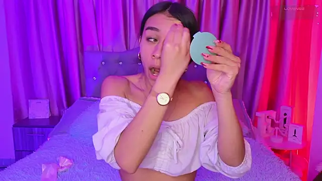 Emiily Scott1 online show from February 5, 2026, 12:17 am