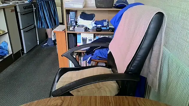 Snapshot of daddyflash chatting on February 19, 2026, 12:02 pm daddyflash online show from February 19, 2026, 12:02 pm