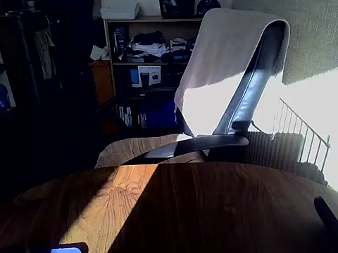 Snapshot of daddyflash chatting on April 5, 2026, 8:21 am daddyflash online show from April 5, 2026, 8:21 am