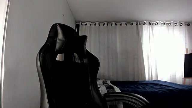 aliice walker  online show from October 10, 2025, 6:20 pm