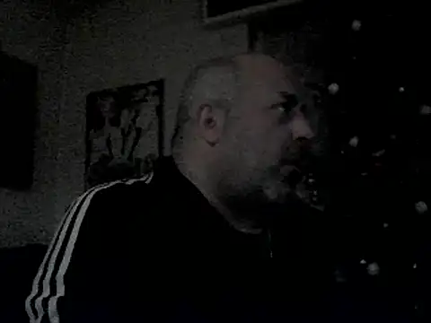 Snapshot of Paolino_8316 chatting on December 27, 2024, 4:54 pm Paolino 8316 online show from December 27, 2024, 4:54 pm