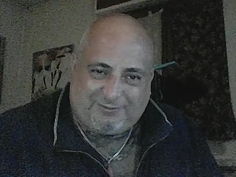 Snapshot of Paolino_8316 chatting on October 18, 2025, 8:00 pm Paolino 8316 online show from October 18, 2025, 8:00 pm