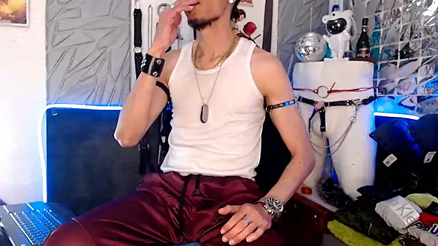 Mensecret69 online show from March 18, 2025, 1:02 am