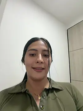 Sophie  Foxxx online show from July 14, 2026, 2:05 am