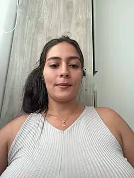 Sophie  Foxxx online show from July 4, 2026, 9:30 pm