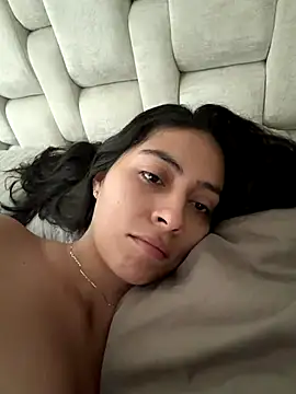 Snapshot of Sophie__Foxxx chatting on November 29, 2025, 3:12 pm Sophie Foxxx online show from November 29, 2025, 3:12 pm