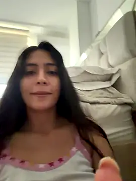 Snapshot of Sophie__Foxxx chatting on December 16, 2025, 4:11 pm Sophie Foxxx online show from December 16, 2025, 4:11 pm