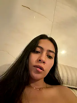 Snapshot of Sophie__Foxxx chatting on November 4, 2025, 10:30 am Sophie Foxxx online show from November 4, 2025, 10:30 am